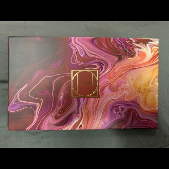 Hipdot eyeshadow - Picture 3 of 7